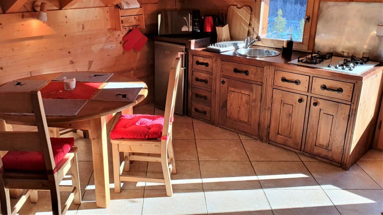 Bienvenue Dans Notre Chalet! Appartement Les Sitelles Le Grand-Bornand Exterior foto